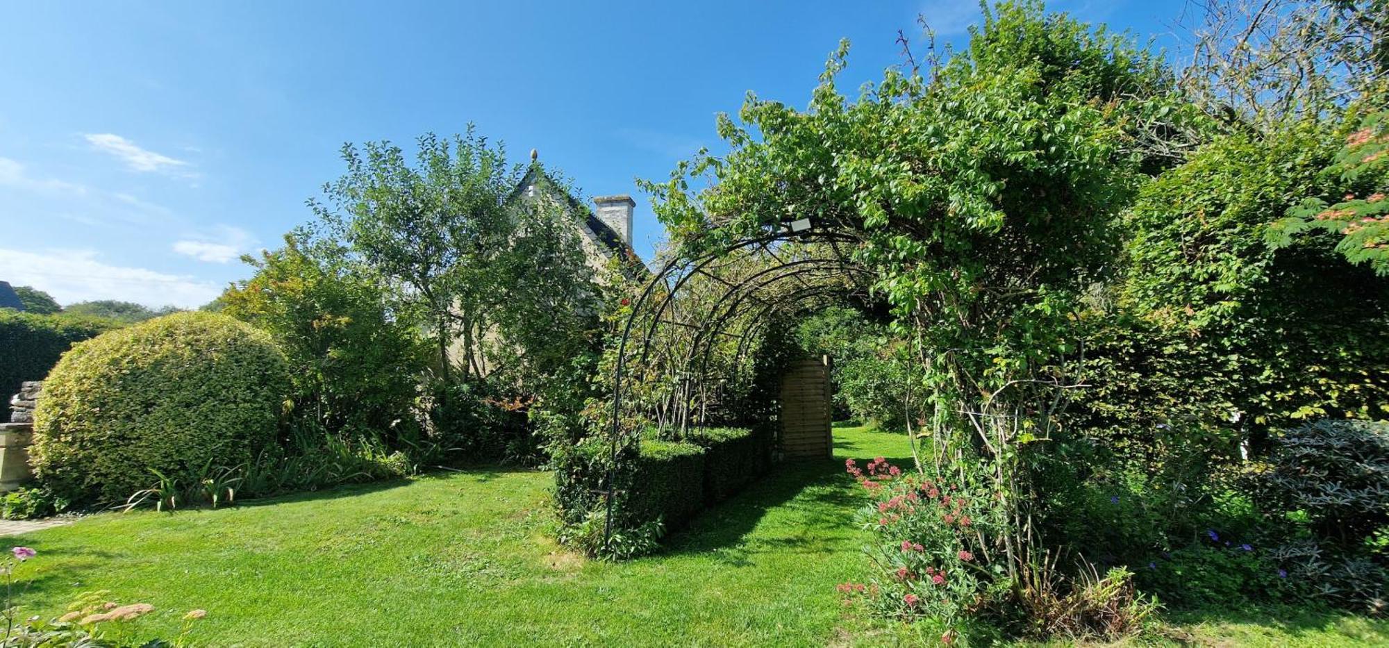 Gite 4 Personnes Avec Piscine Et Bain Nordique Proche Des Plages Du Debarquement Le Manoir  Exterior photo